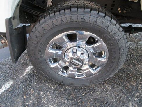 Used 2023 Ford F350 Lariat w/ Lariat Ultimate Package image 43