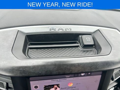 Used 2023 RAM 2500 Big Horn w/ Level 1 Equipment Group image 30