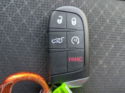 Certified 2021 Jeep Grand Cherokee Laredo w/ Security & Convenience Group image 34