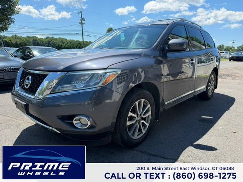 Used 2014 Nissan Pathfinder SL w/ SL Premium Package AWD/4WD image 3
