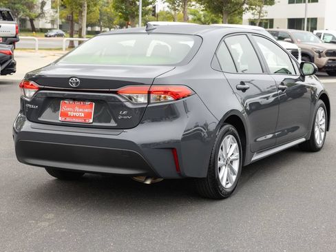 Certified 2026 Toyota Corolla LE w/ LE Premium Package FWD image 5