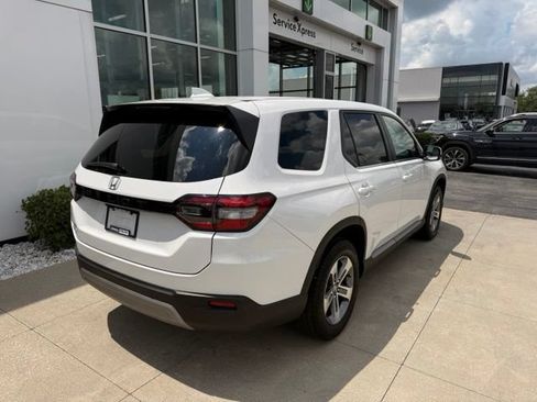 Used 2024 Honda Pilot EX-L image 6