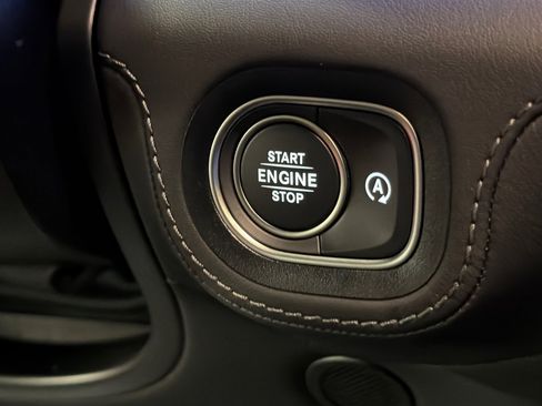 New 2026 Mercedes-Benz GLS 63 AMG 4MATIC image 23