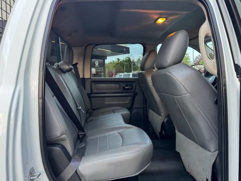 Used 2017 RAM 3500 Tradesman image 12