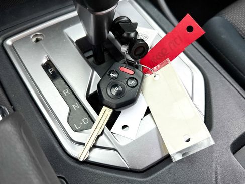 Used 2023 Subaru Crosstrek 2.0i image 33