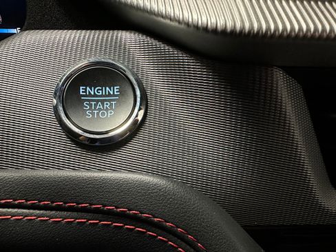 Certified 2025 Ford Explorer ST-Line image 18