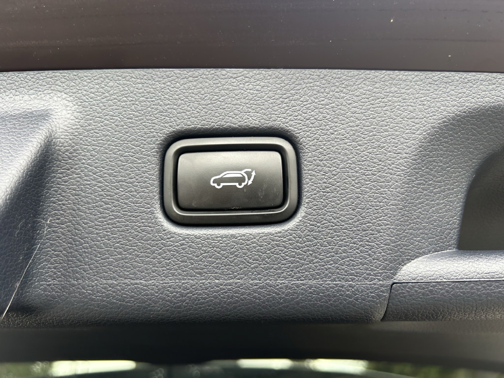 Certified 2024 Hyundai Palisade Calligraphy FWD image 16