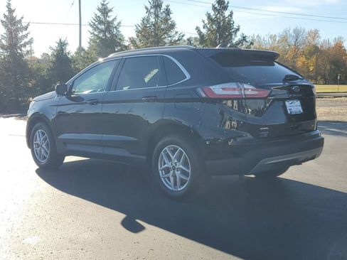 Used 2024 Ford Edge SEL w/ Convenience Package image 4