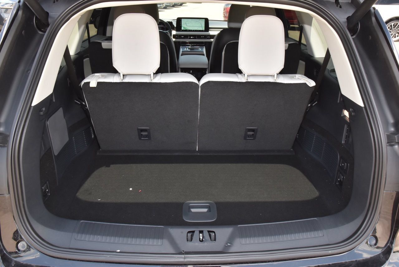 New 2026 Lincoln Aviator 2WD image 35
