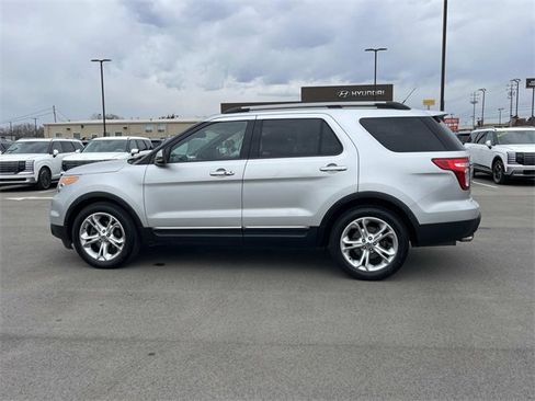 Used 2011 Ford Explorer Limited w/ 301A Rapid Spec Order Code image 8