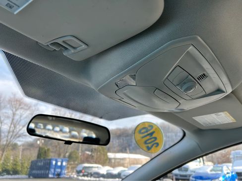 Used 2016 Ford Focus SE w/ Equipment Group 201A image 23