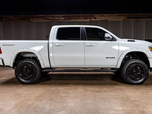 Used 2021 RAM 1500 Big Horn image 11
