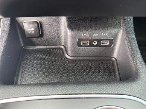 Used 2020 Dodge Durango SXT AWD/4WD image 13