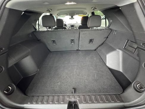 Used 2024 Chevrolet Equinox LT AWD/4WD image 9