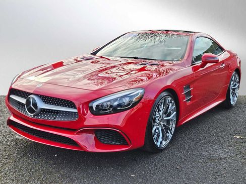Used 2017 Mercedes-Benz SL 550 image 7