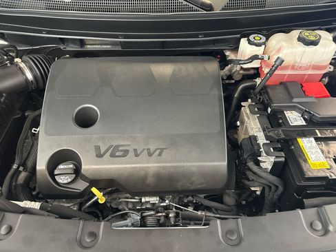 Used 2023 Chevrolet Traverse LT AWD/4WD image 19