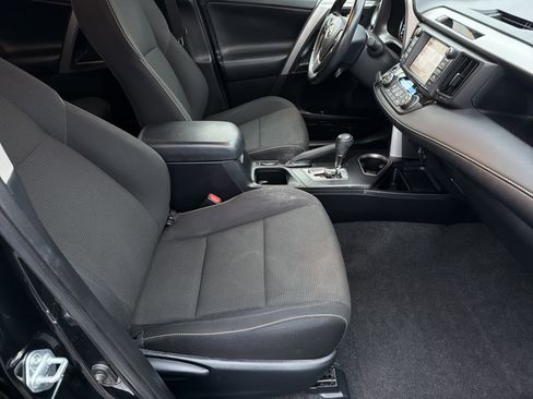 Used 2016 Toyota RAV4 XLE image 13