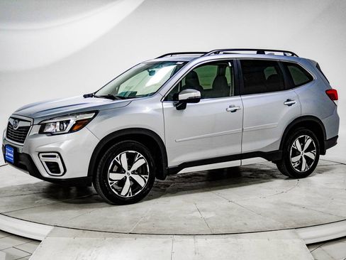 Used 2019 Subaru Forester Touring image 3