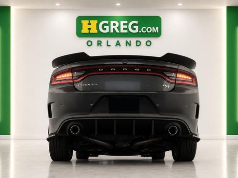 Used 2016 Dodge Charger R/T w/ Plus Group RWD image 8
