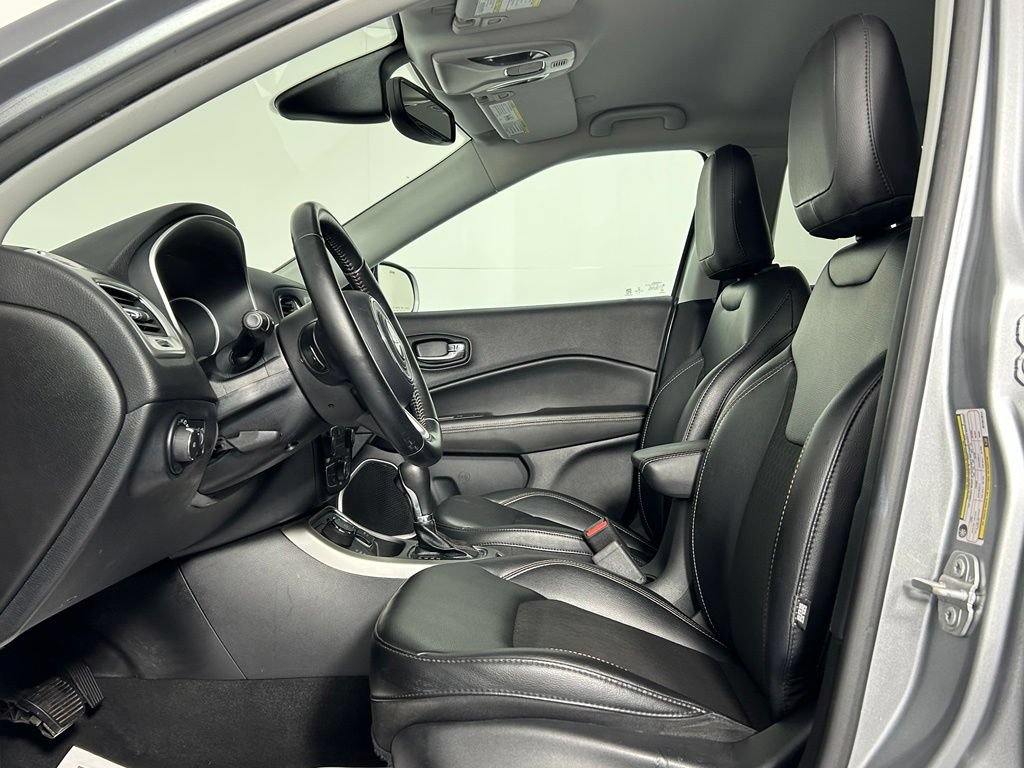 Used 2021 Jeep Compass Latitude w/ Convenience Group AWD/4WD image 27