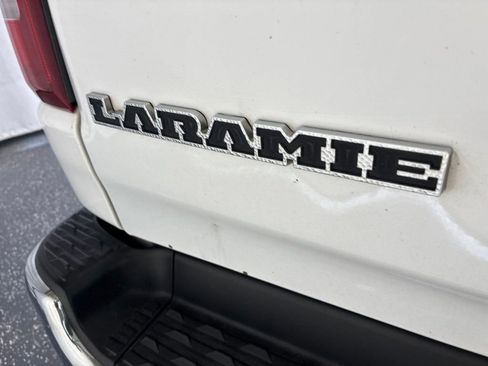 Used 2024 RAM 1500 Laramie AWD/4WD image 35