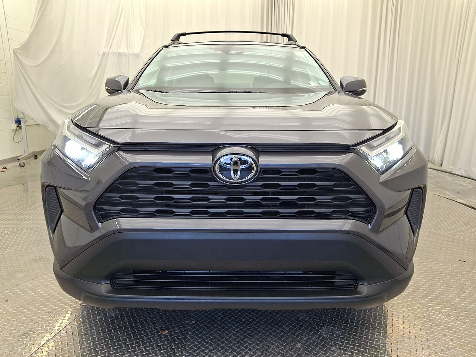 Certified 2023 Toyota RAV4 XLE w/ XLE Grade Weather Package AWD/4WD image 33
