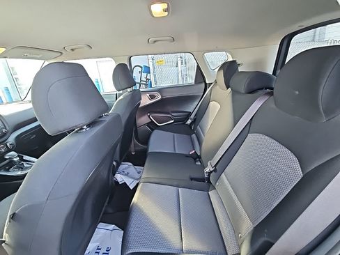 Used 2024 Kia Soul LX w/ Option Group 015 FWD image 27