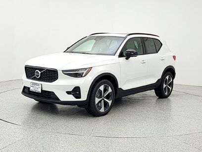 New 2026 Volvo XC40 B5 Plus w/ Protection Package Premier
