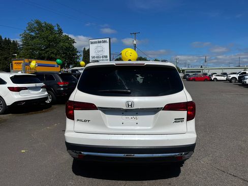 Used 2016 Honda Pilot Touring image 4