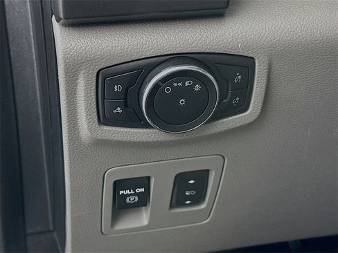 Used 2020 Ford F150 XLT w/ Equipment Group 302A Luxury image 10