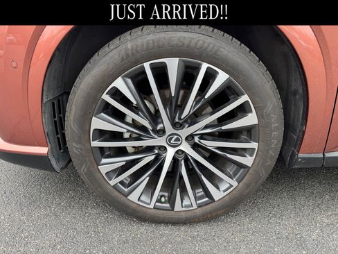Used 2024 Lexus RX 350 Premium Plus image 5