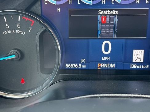 Used 2024 Ford Expedition Limited AWD/4WD image 39