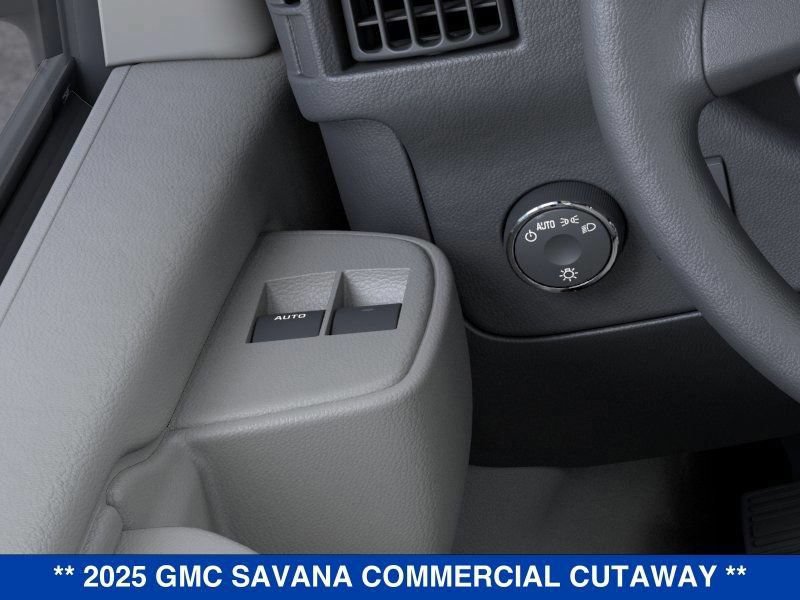 New 2025 GMC Savana 4500 w/ Power Convenience Package RWD image 23