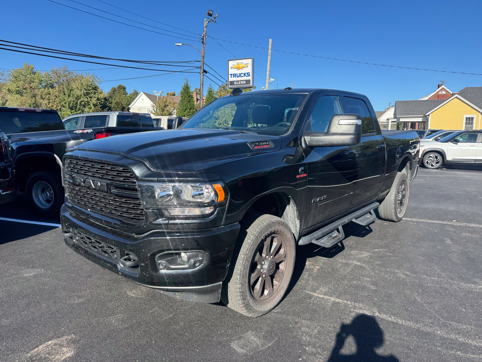 Used 2024 RAM 2500 Big Horn w/ Night Edition AWD/4WD image 2