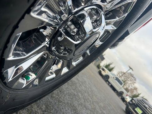 Used 2018 Ford F350 XLT w/ XLT Premium Package image 35