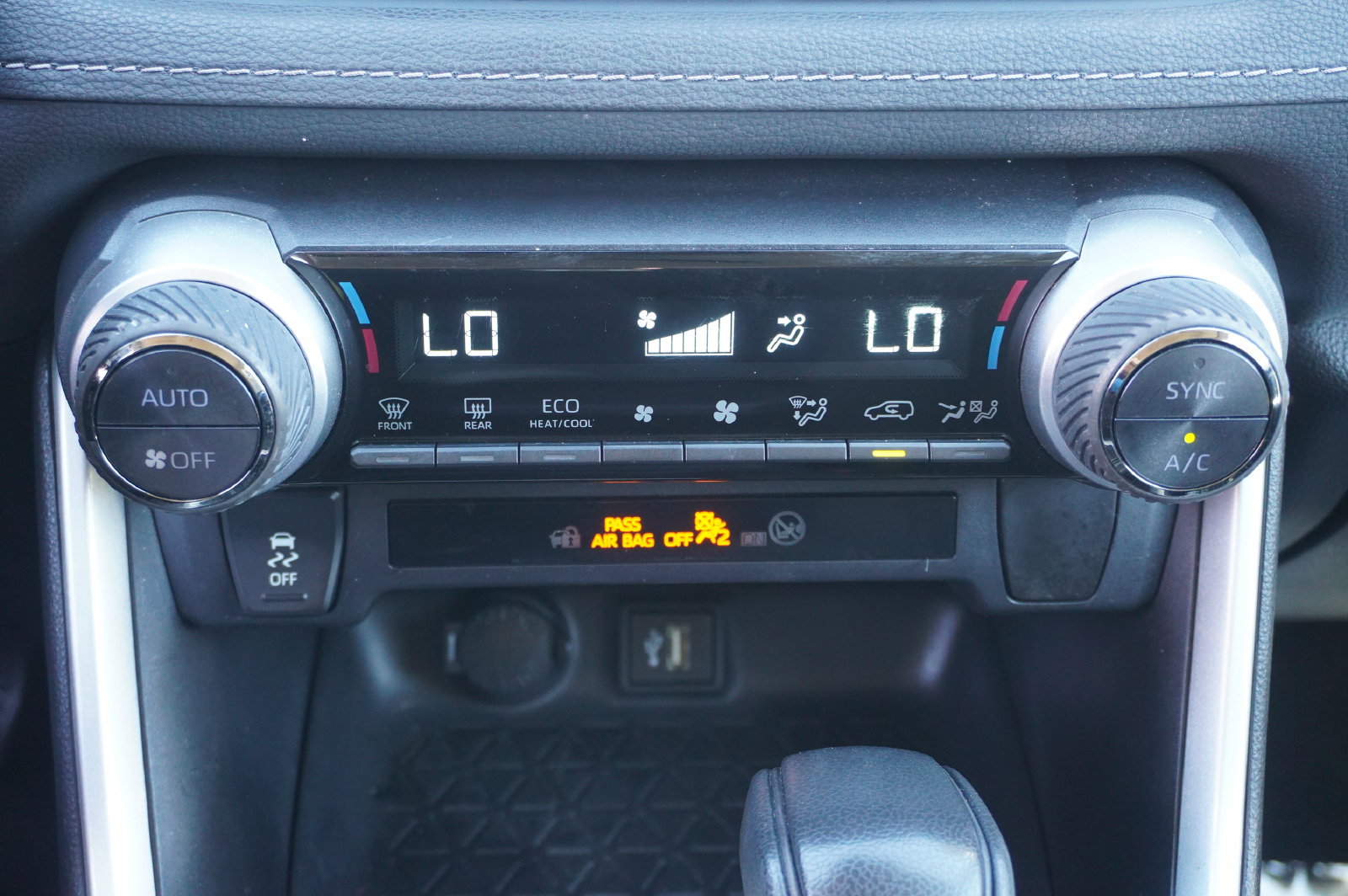 Certified 2024 Toyota RAV4 XLE AWD/4WD image 16