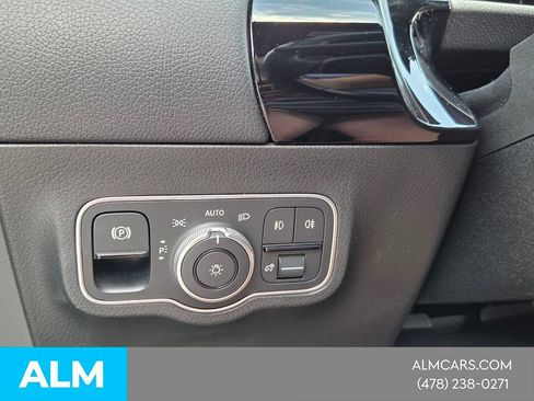 Used 2025 Mercedes-Benz GLA 250 image 29