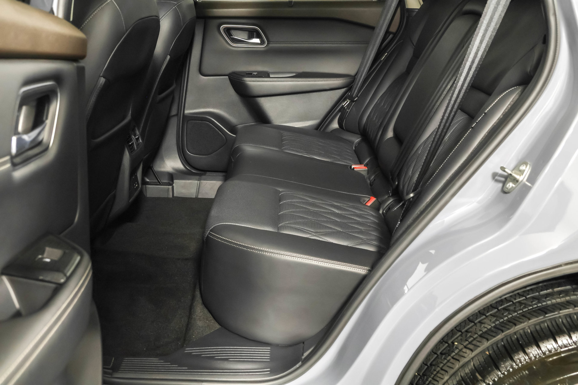 Used 2021 Nissan Rogue Platinum AWD/4WD image 37