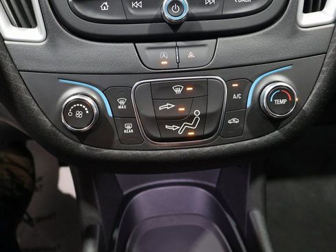 Used 2023 Chevrolet Malibu RS image 27