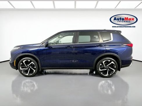 Used 2023 Mitsubishi Outlander SE AWD/4WD image 9