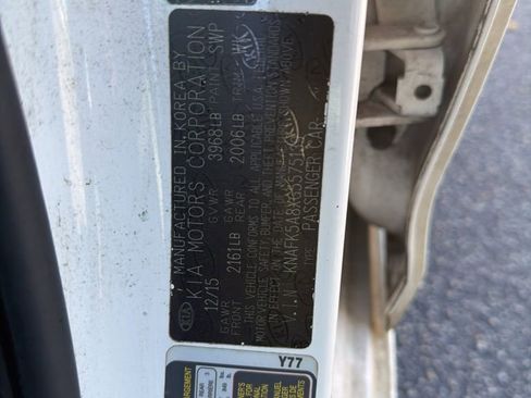 Used 2016 Kia Forte LX image 14