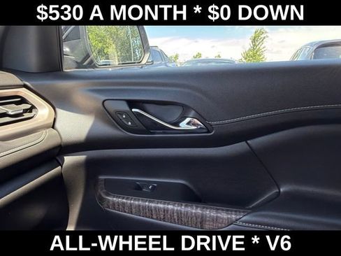 Used 2023 GMC Acadia Denali w/ Denali Ultimate Package AWD/4WD image 29