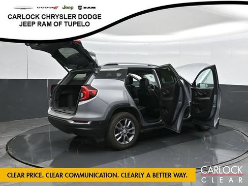 Used 2023 GMC Terrain SLT w/ LPO, Floor Liner Package AWD/4WD image 64