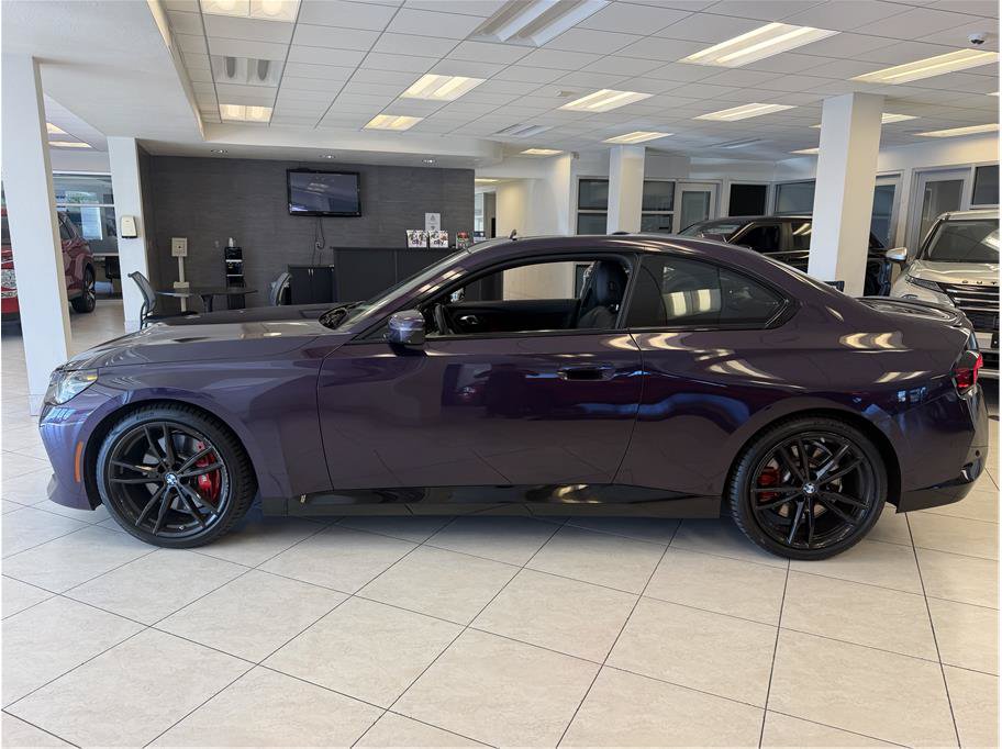 Used 2024 BMW 230i Coupe w/ Premium Package RWD image 5