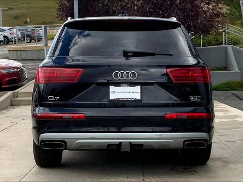Used 2017 Audi Q7 3.0T Premium image 4