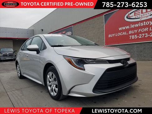 Certified 2024 Toyota Corolla LE image 1