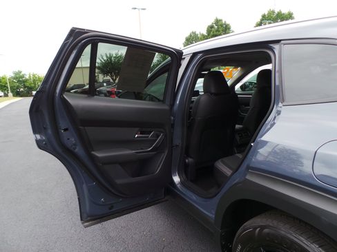 Used 2026 MAZDA CX-50 AWD 2.5 S w/ Cargo Package image 32