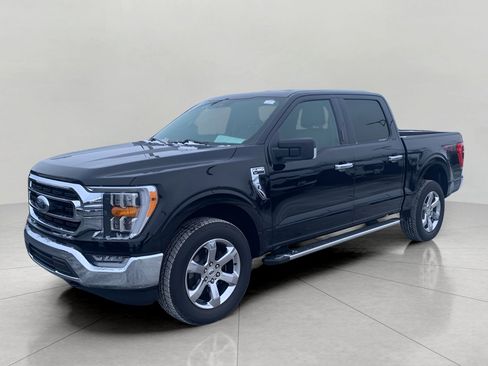 Used 2022 Ford F150 XLT w/ Equipment Group 302A High image 3