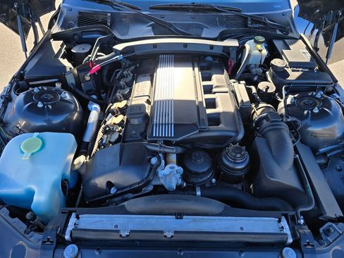 Used 2002 BMW Z3 3.0i image 16