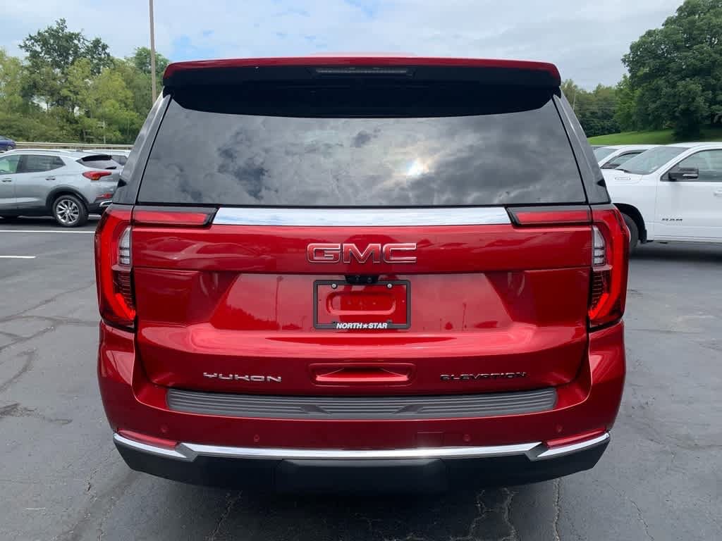 Used 2025 GMC Yukon Elevation w/ Technology Package AWD/4WD image 4
